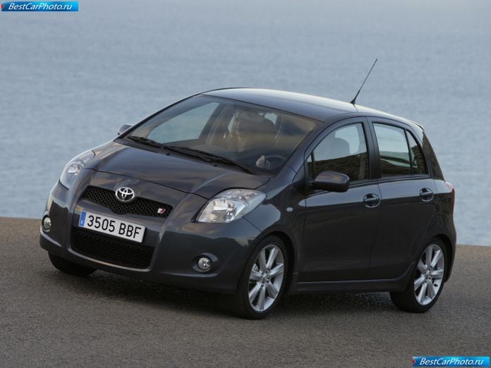 2007 Toyota Yaris Ts - фотография 19 из 90
