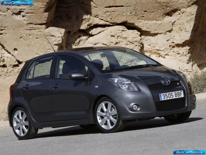 2007 Toyota Yaris Ts - фотография 27 из 90