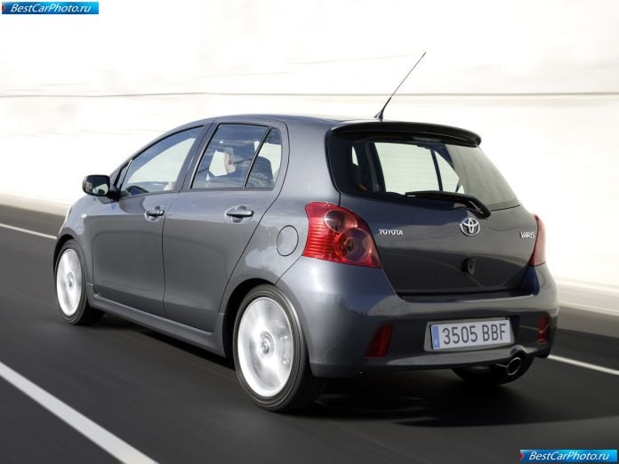2007 Toyota Yaris Ts - фотография 38 из 90