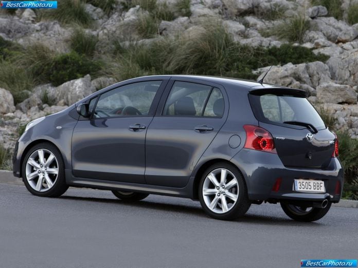 2007 Toyota Yaris Ts - фотография 41 из 90