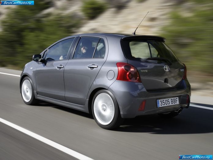 2007 Toyota Yaris Ts - фотография 52 из 90