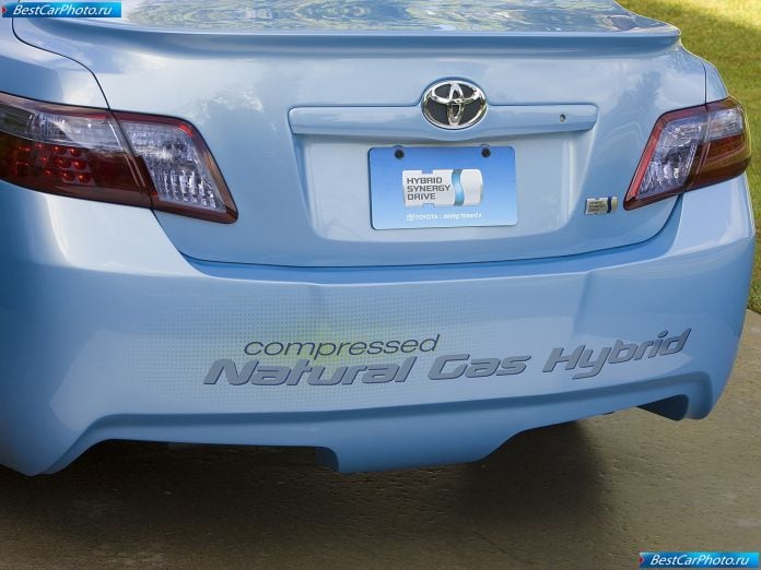 2008 Toyota Camry Cng Hybrid Concept - фотография 7 из 8