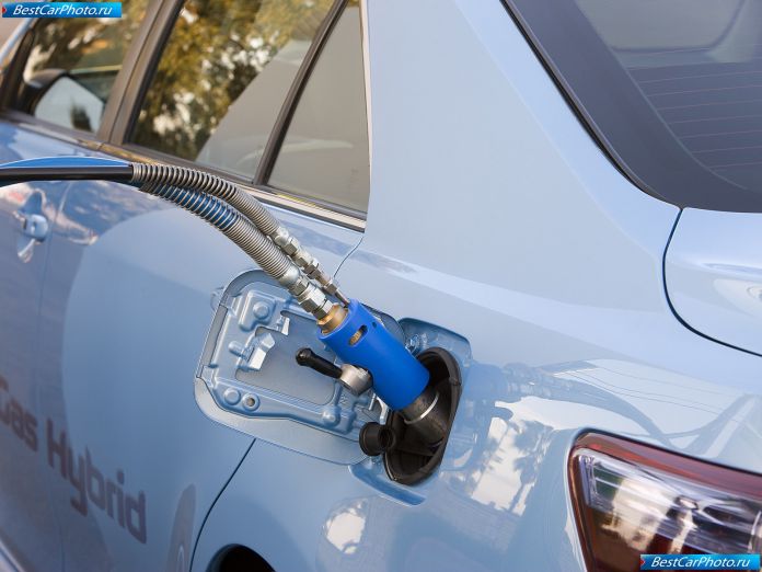 2008 Toyota Camry Cng Hybrid Concept - фотография 8 из 8
