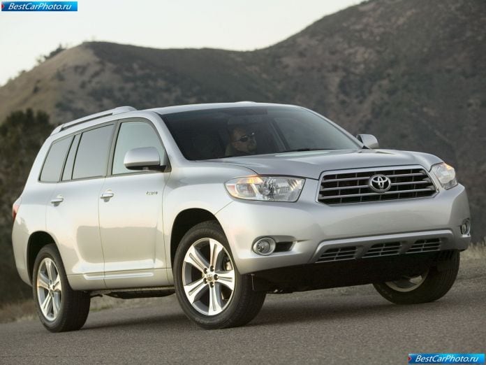 2008 Toyota Highlander - фотография 1 из 36