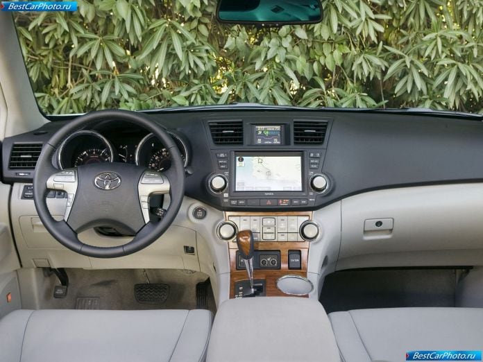 2008 Toyota Highlander - фотография 30 из 36