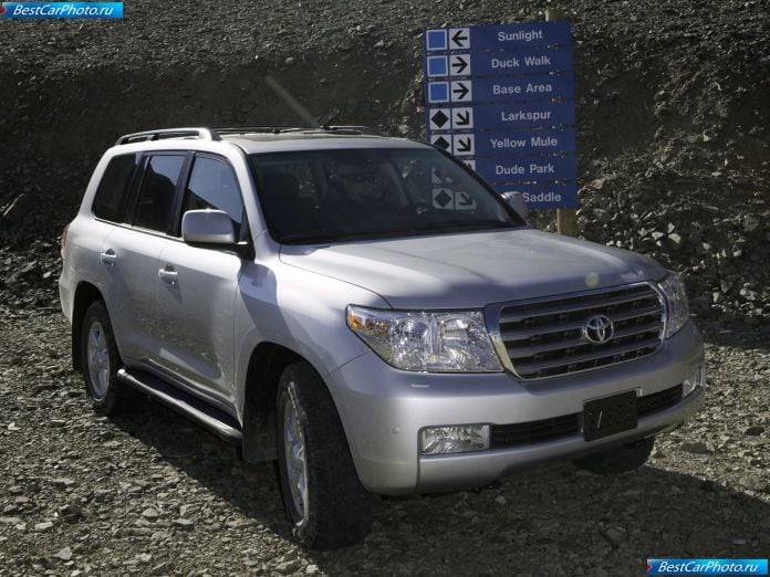 2008 Toyota Land Cruiser - фотография 29 из 75