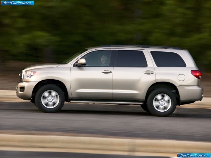 2008 Toyota Sequoia - фотография 34 из 82