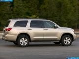 toyota_2008-sequoia_1600x1200_035.jpg