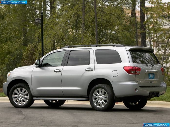 2008 Toyota Sequoia - фотография 39 из 82