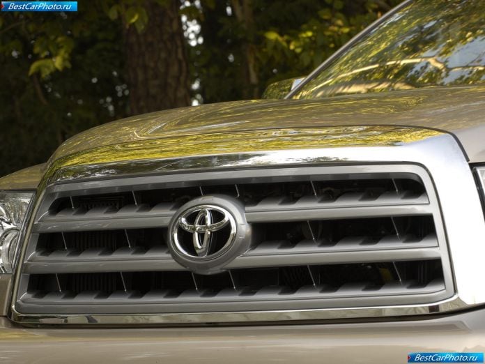 2008 Toyota Sequoia - фотография 68 из 82