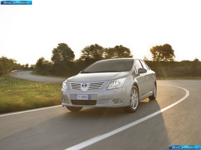 2009 Toyota Avensis - фотография 4 из 34