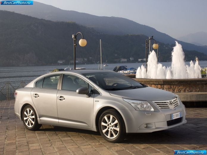 2009 Toyota Avensis - фотография 6 из 34