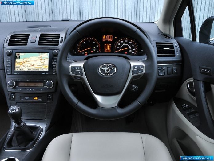 2009 Toyota Avensis - фотография 27 из 34