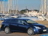 toyota_2009-avensis_tourer_1600x1200_009.jpg