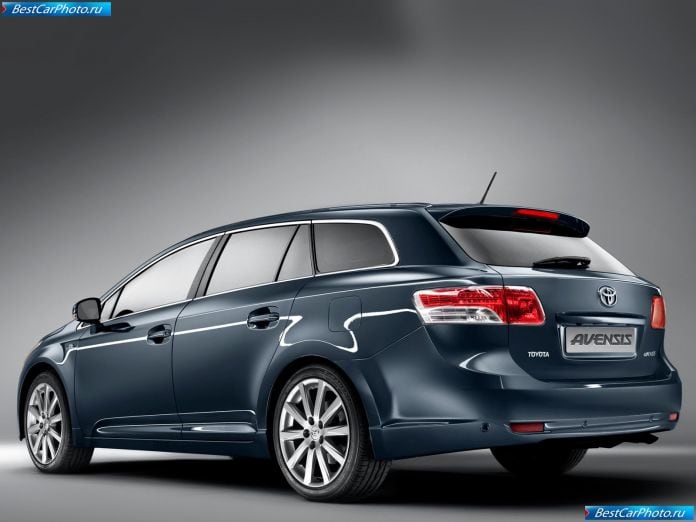 2009 Toyota Avensis Tourer - фотография 21 из 39