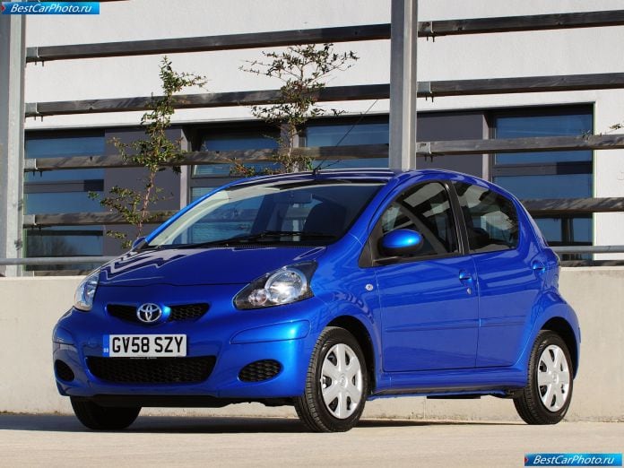2009 Toyota Aygo - фотография 8 из 38