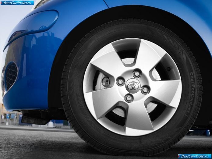 2009 Toyota Aygo - фотография 35 из 38