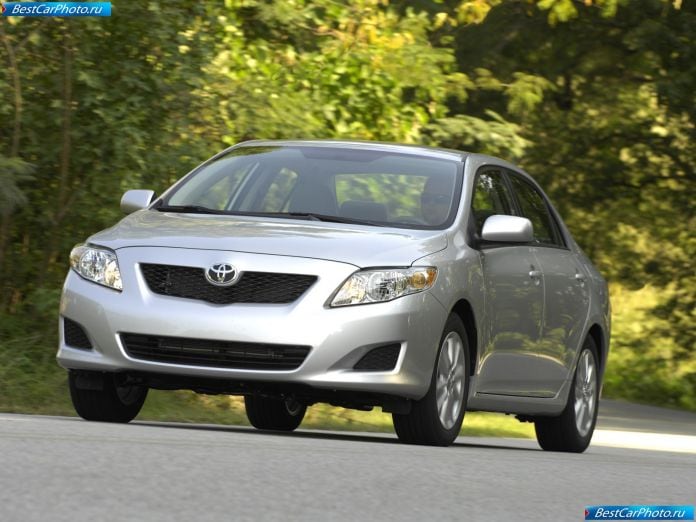 2009 Toyota Corolla Sedan - фотография 5 из 45
