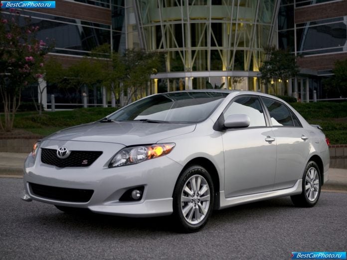 2009 Toyota Corolla Sedan - фотография 6 из 45
