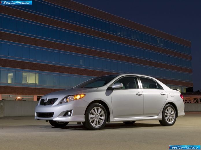 2009 Toyota Corolla Sedan - фотография 7 из 45
