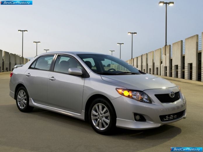2009 Toyota Corolla Sedan - фотография 8 из 45