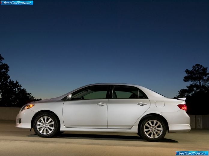 2009 Toyota Corolla Sedan - фотография 23 из 45