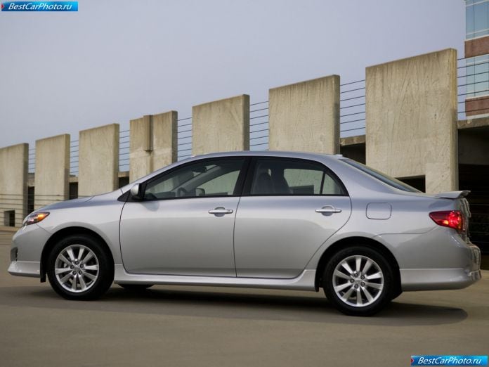 2009 Toyota Corolla Sedan - фотография 25 из 45