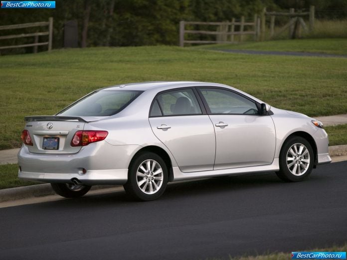 2009 Toyota Corolla Sedan - фотография 32 из 45