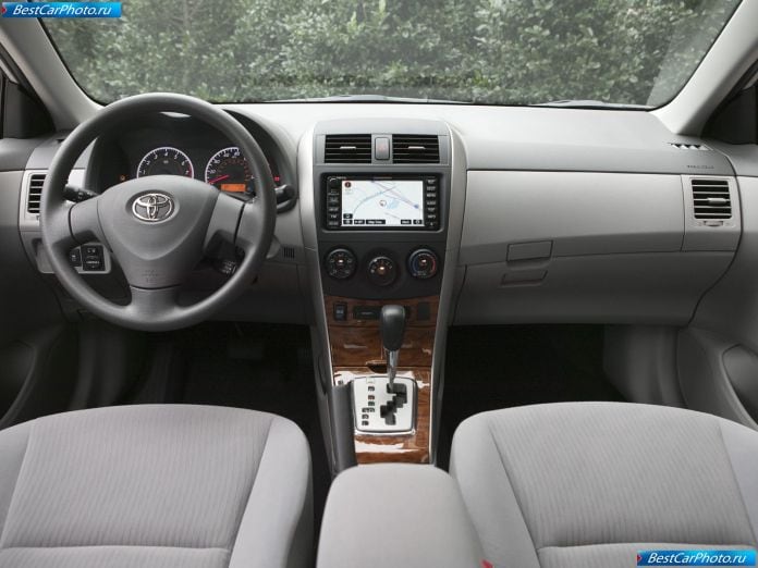 2009 Toyota Corolla Sedan - фотография 36 из 45