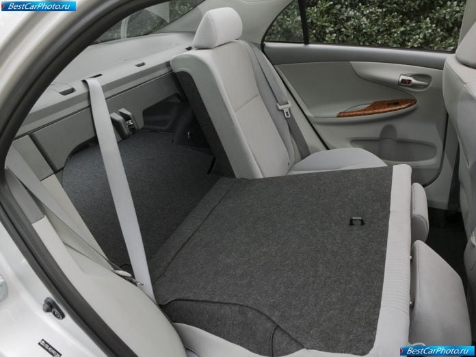 2009 Toyota Corolla Sedan - фотография 38 из 45