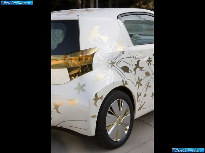 2009 Toyota Ft-ev Concept - фотография 14 из 15