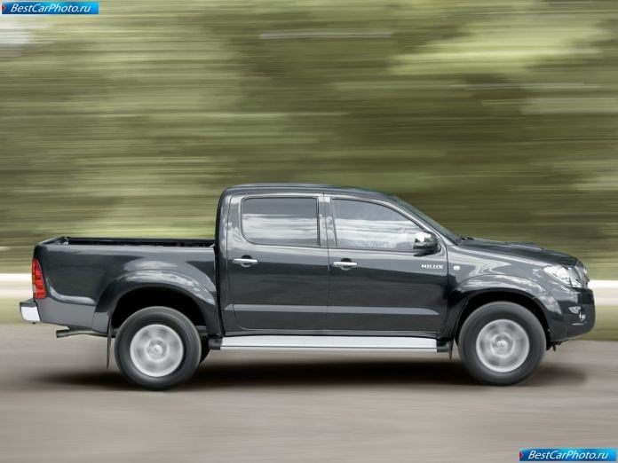 2009 Toyota Hilux - фотография 28 из 56