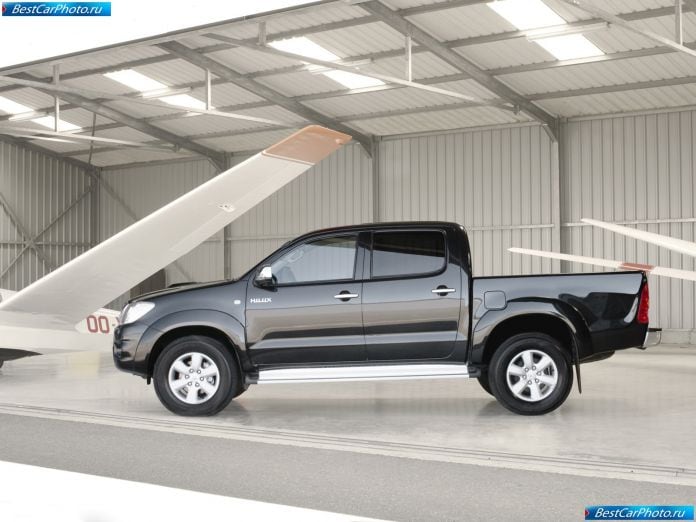 2009 Toyota Hilux - фотография 29 из 56