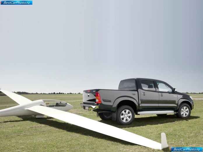 2009 Toyota Hilux - фотография 37 из 56