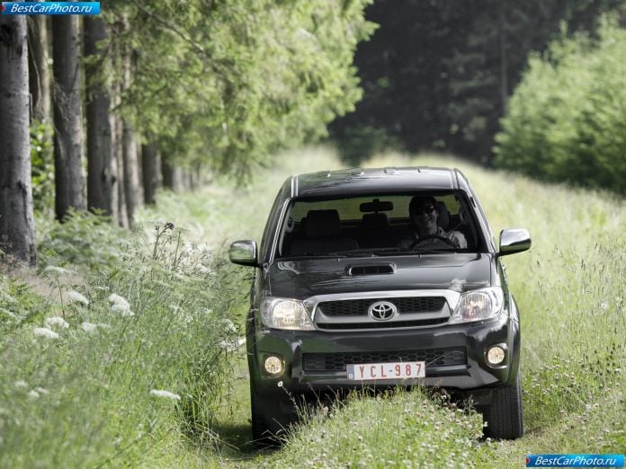 2009 Toyota Hilux - фотография 40 из 56