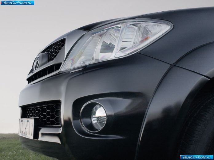 2009 Toyota Hilux - фотография 48 из 56