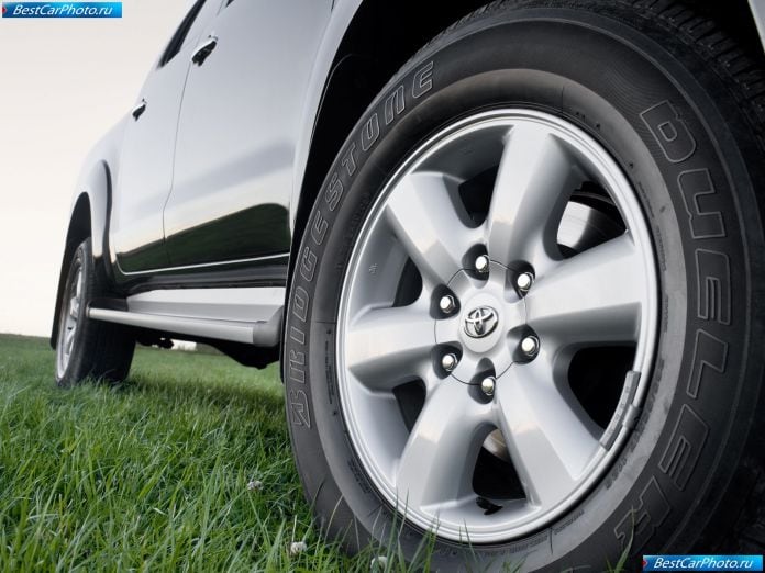 2009 Toyota Hilux - фотография 50 из 56