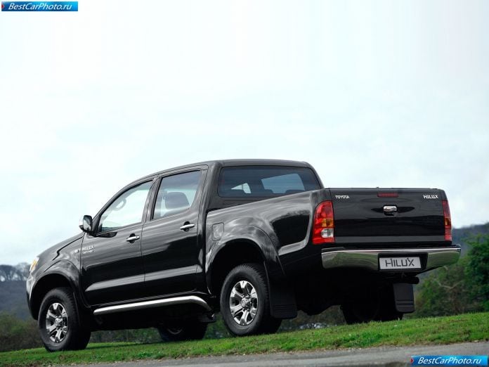 2009 Toyota Hilux High Power - фотография 7 из 11