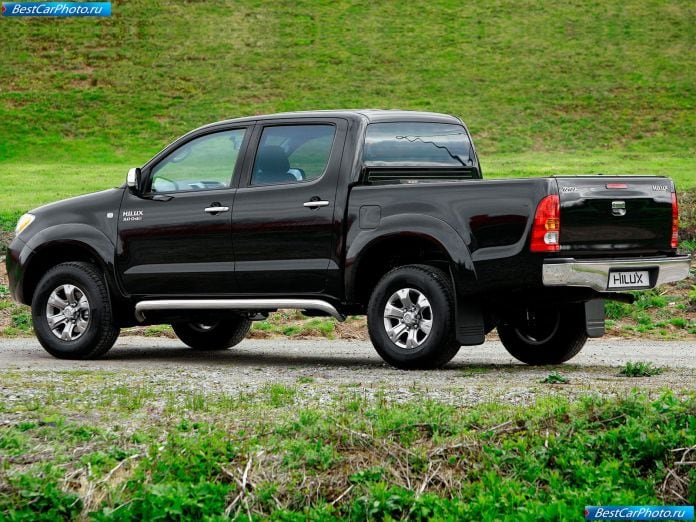 2009 Toyota Hilux High Power - фотография 8 из 11