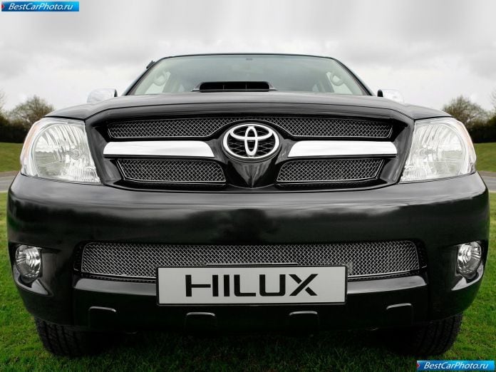 2009 Toyota Hilux High Power - фотография 9 из 11
