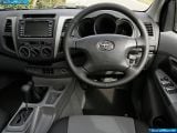 toyota_2009-hilux_high_power_1600x1200_010.jpg