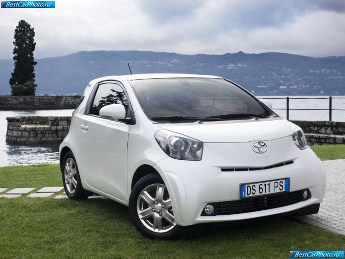2009 Toyota Iq - фотография 14 из 204