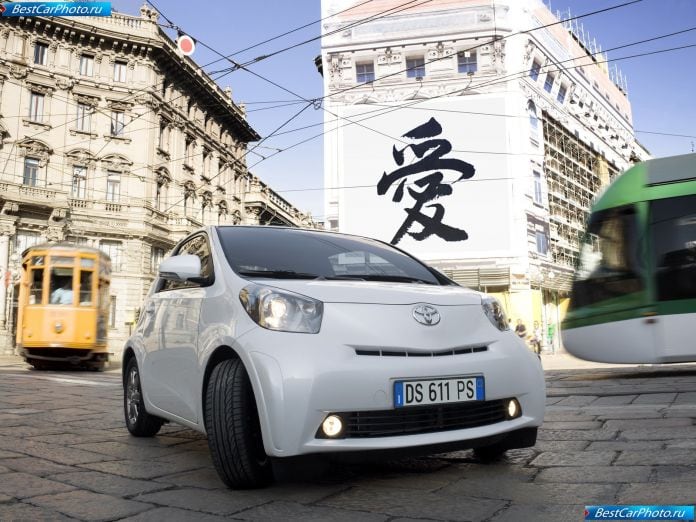 2009 Toyota Iq - фотография 23 из 204