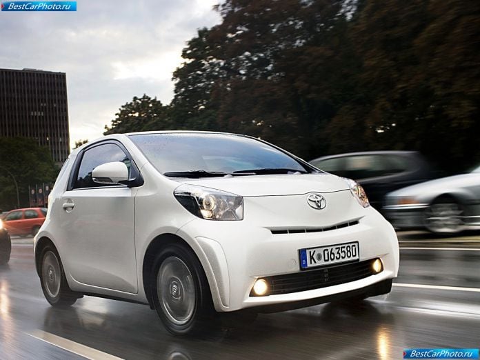 2009 Toyota Iq - фотография 29 из 204