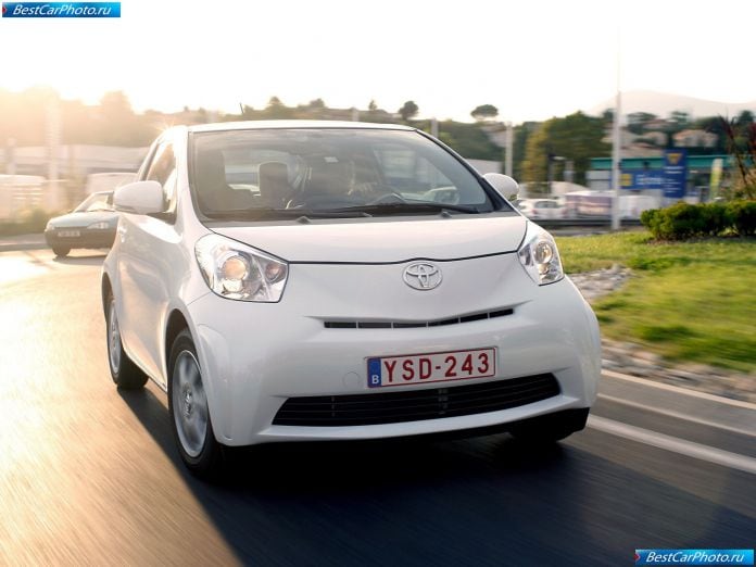 2009 Toyota Iq - фотография 33 из 204
