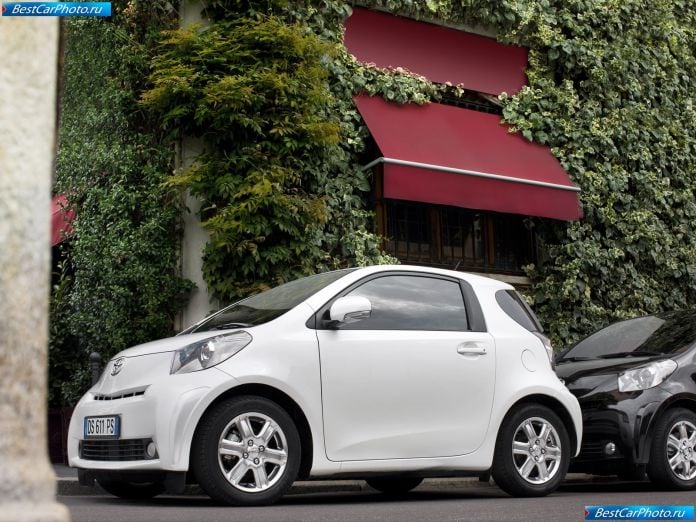 2009 Toyota Iq - фотография 35 из 204