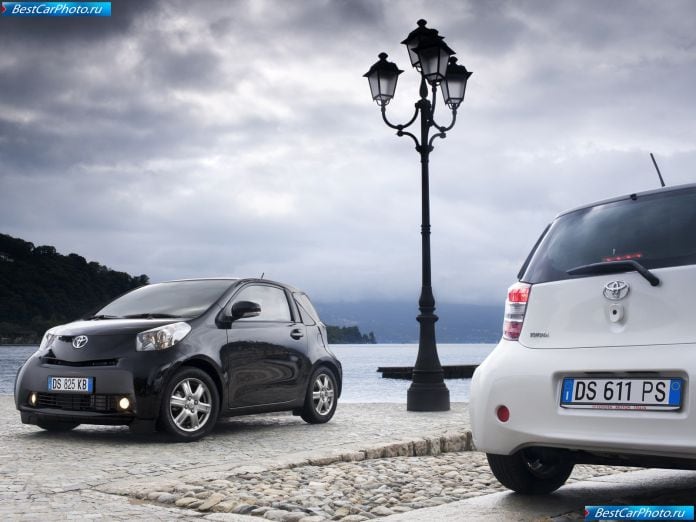 2009 Toyota Iq - фотография 36 из 204