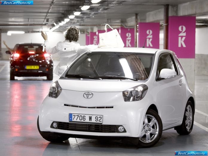 2009 Toyota Iq - фотография 47 из 204