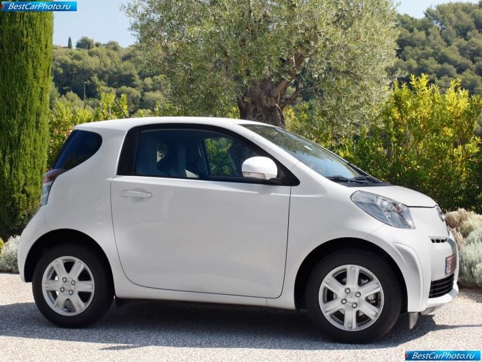 2009 Toyota Iq - фотография 51 из 204