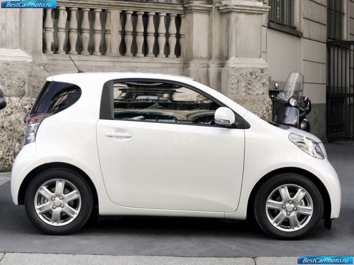 2009 Toyota Iq - фотография 69 из 204